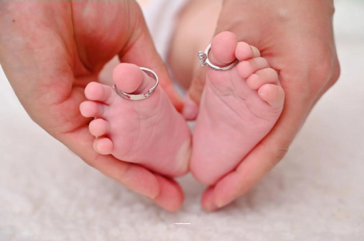 鸡西宝宝睡觉头上都是汗